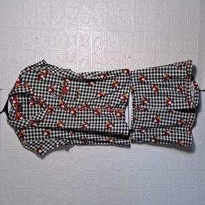 Santa's Treasures 2 pc Pajama Shorts Set XL